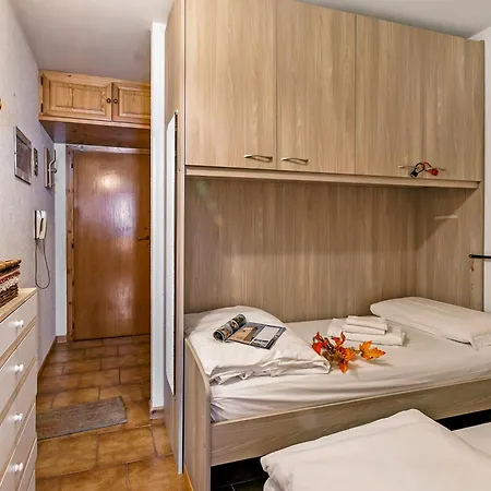 Valleverde 11d In Out - Happy *